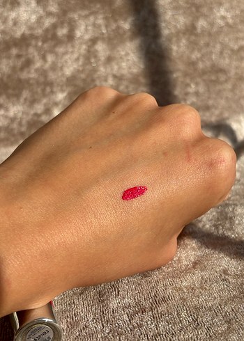 Yves Saint Laurent Volupte Liquid Color Balm 8 - Görsel 6