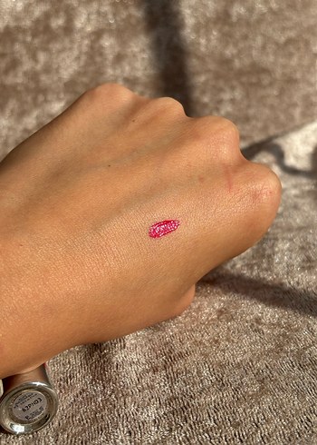 Yves Saint Laurent Volupte Liquid Color Balm 8 - Görsel 5