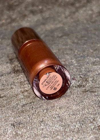 Revolution Shimmer Bomb Dudak Parlatıcısı Starlight - Görsel 4