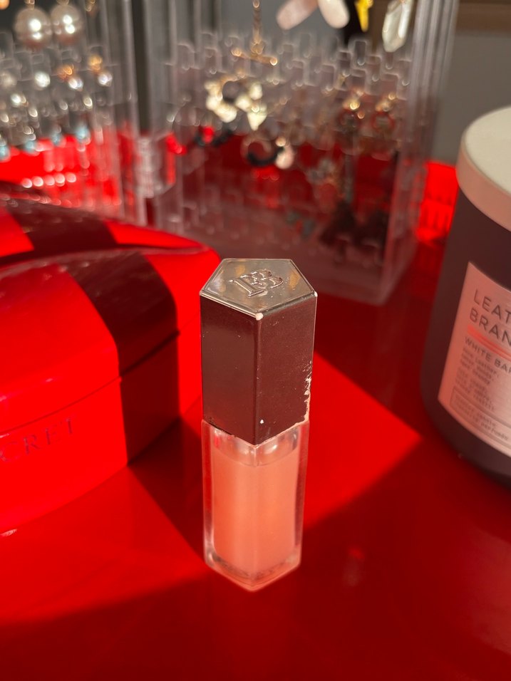 Fenty Beauty Gloss Bomb Glass Slipper 06 - Görsel 2