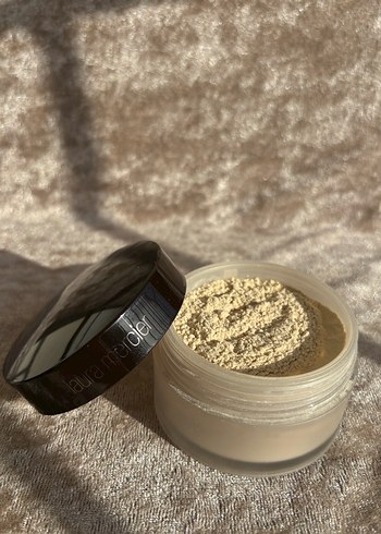 Laura Mercier Translucent Setting Powder - Görsel 2