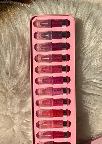 Clinique Chubby Stick Lip Colour Balm - Görsel 4