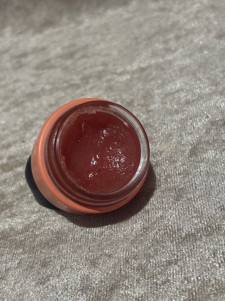 MAC Lip Scrubtious Dudak Peelingi - Görsel 5