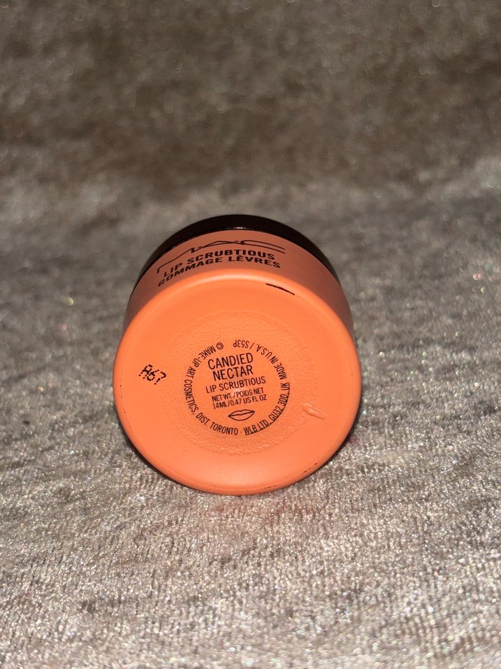 MAC Lip Scrubtious Dudak Peelingi - Görsel 2