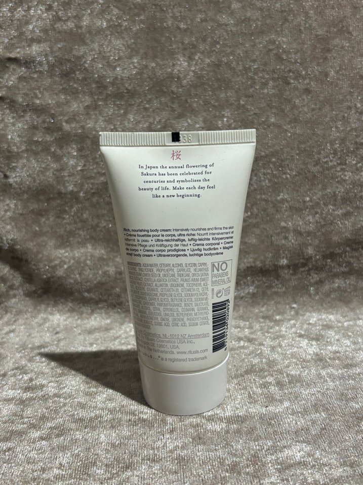 The Ritual of Sakura Cherry Blossom & Rice Milk - Görsel 2