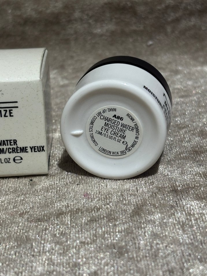 MAC Mineralize Charged Water Göz Kremi - Görsel 3