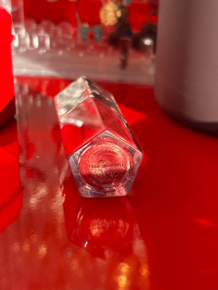 Fenty Beauty Gloss Bomb Pink Dragonfly Lip Gloss - Görsel 4