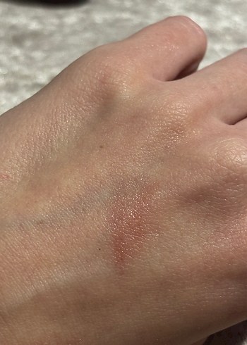 MAC Plum Perfect Tinted SPF15 - Görsel 5