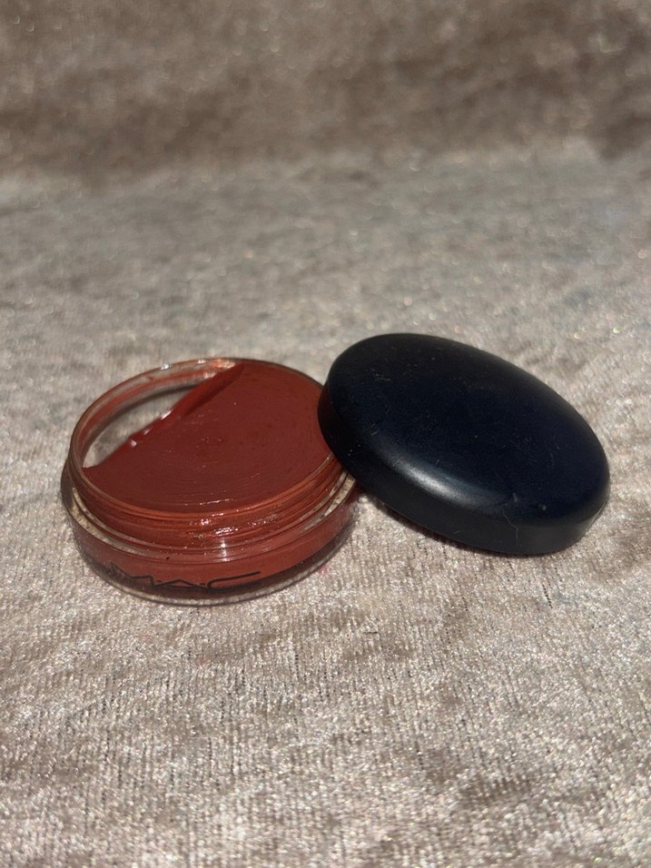 MAC Plum Perfect Tinted SPF15 - Görsel 2