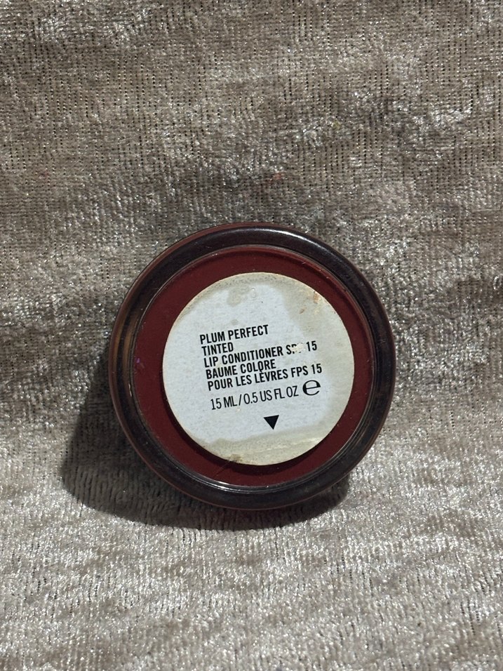 MAC Plum Perfect Tinted SPF15 - Görsel 4