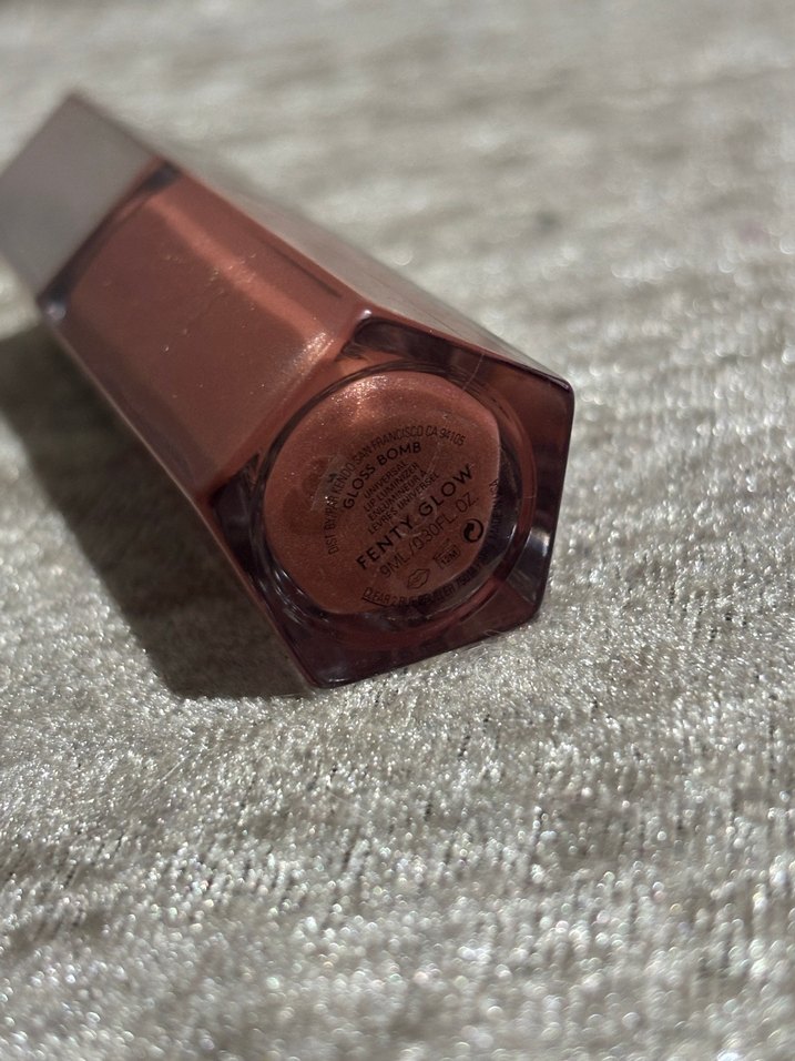 Fenty Beauty Gloss Bomb Fenty Glow - Görsel 4