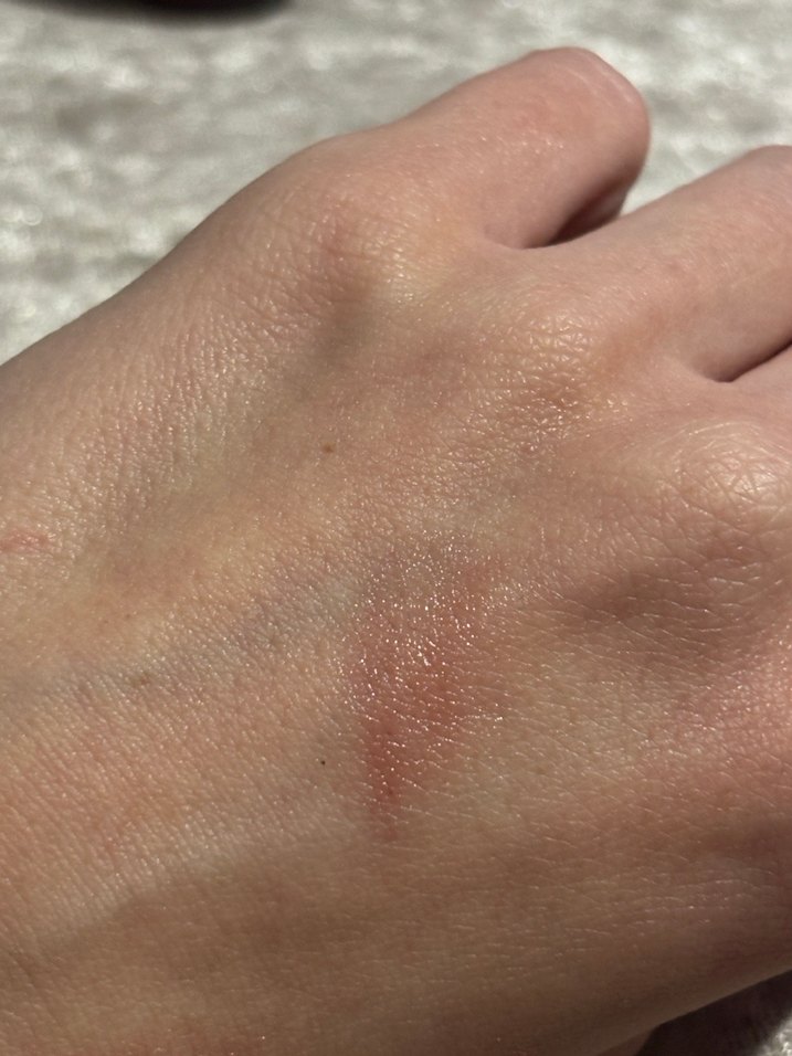 MAC Plum Perfect Tinted SPF15 - Görsel 5