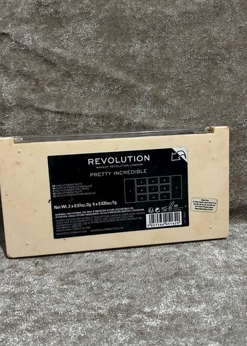 Revolution Pretty İncredible Yüz Paleti - Görsel 4