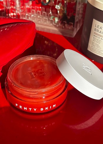 Fenty Skin Cherry Dub Blah 2 Yüz Maskesi - Görsel 4