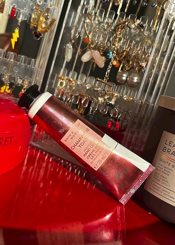 BBW Champagne Toast El Kremi - Görsel 2