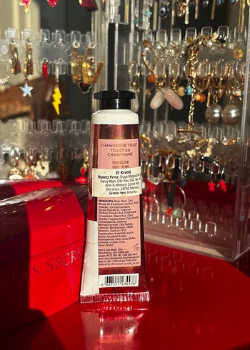 BBW Champagne Toast El Kremi - Görsel 3