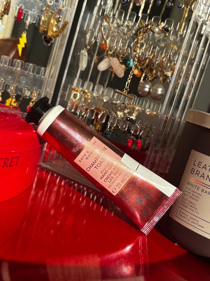 BBW Champagne Toast El Kremi - Görsel 2