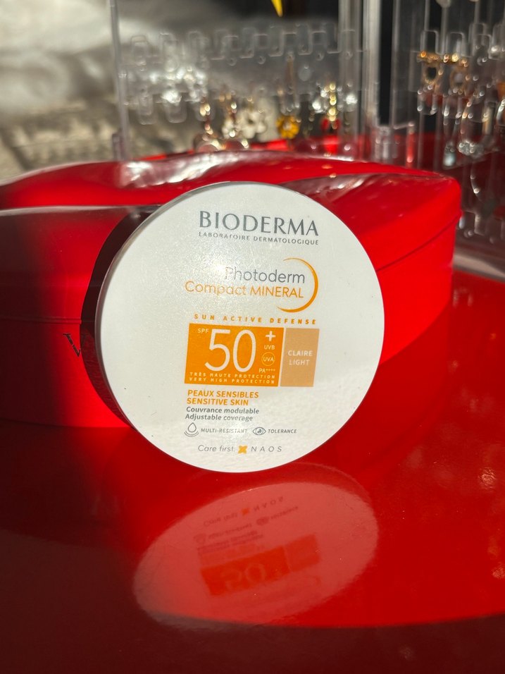 Bioderma Photoderm Compact Mineral SPF50 Light - Görsel 3