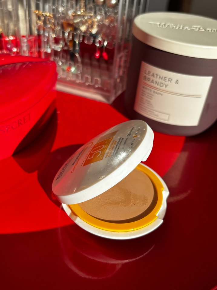 Bioderma Photoderm Compact Mineral SPF50 Light - Görsel 2