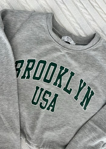 Bershka Gri Brooklyn Baskılı Kadın Sweatshirt