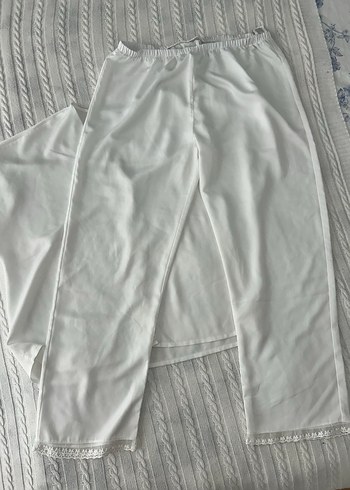 l Beden Penti Bride beyaz Rahat Kısa Kadın Pijama Takımı