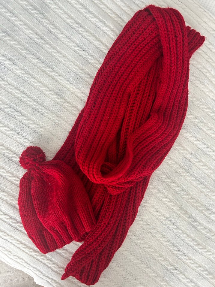 Kırmızı Örgü kadın Bere ve Atkı Takımı - Görsel 2