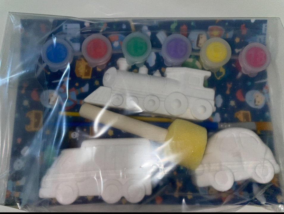 Boya Seti ile Beyaz Taşıt Figürleri - Görsel 2