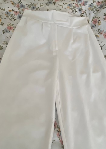 Beyaz Midi Kadın Kumaş Pantolon