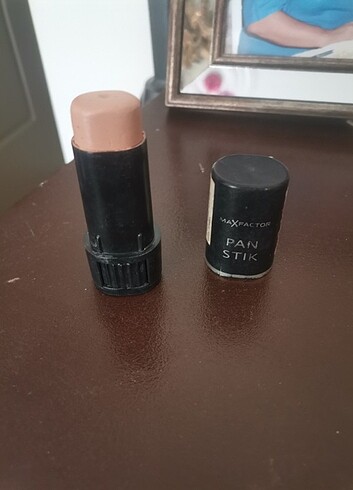 Beden Max factor pun stıck fondoten
