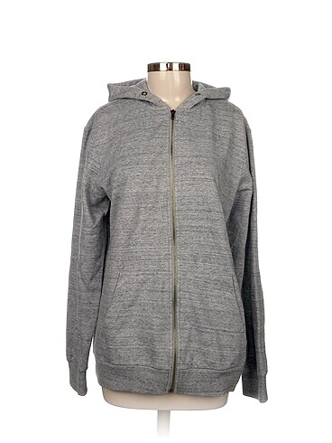Bershka Spor Dış Giyim %70 İndirimli.