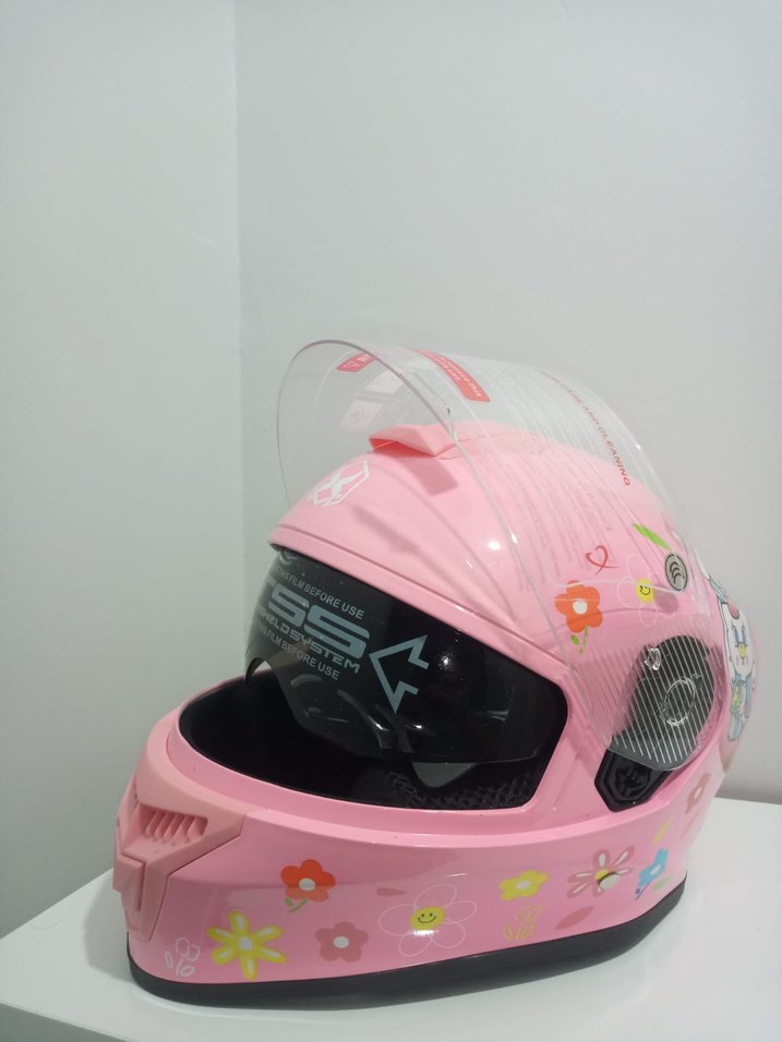 Yurt dışı sıfır kapalı çocuk kaskı - Görsel 3