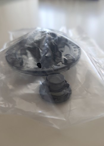  Beyblade Gladiator Behemoth
