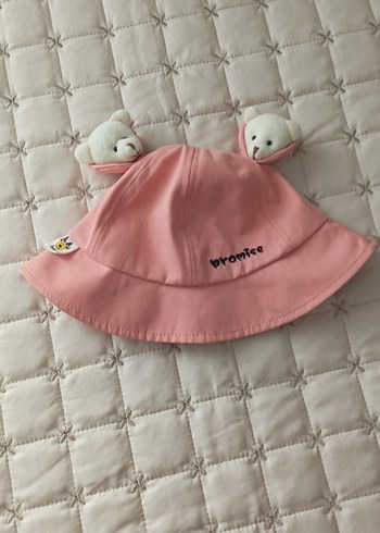 Pembe Çocuk Şapkası ve Ayıcık Detaylı