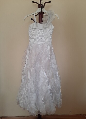 Beyaz çocuk gelinlik - Görsel 4