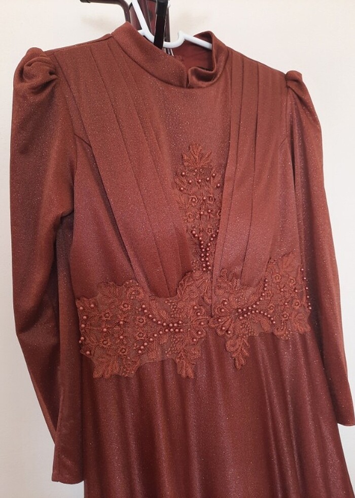 Kiremit rengi simli kadın abiye - Görsel 2