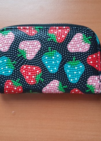 Çilek desenli cüzdan - Görsel 2