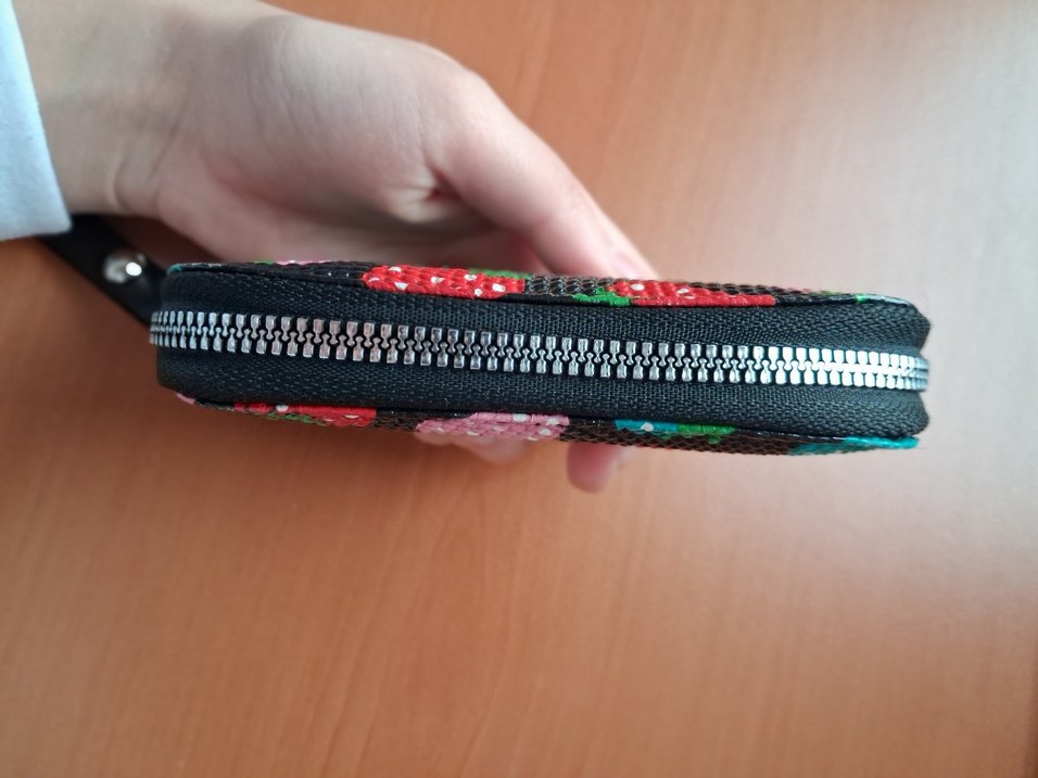 Çilek desenli cüzdan - Görsel 3