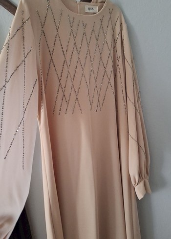 Boncuk İşlemeli Bej Uzun abiye elbise - Görsel 3
