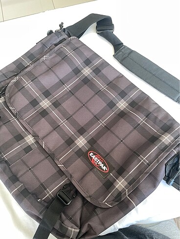 Eastpak Eastpak okul cantasi