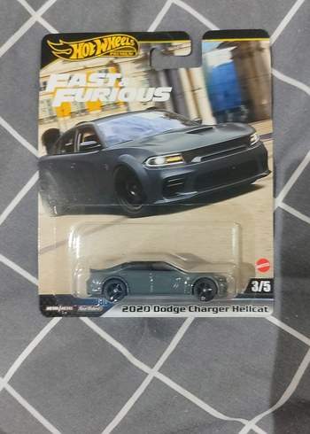 Hot Wheels Premium 2020 Dodge Charger Hellcat