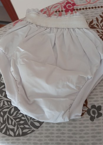 Beyaz ve Pembe Çocuk İç Çamaşırı alıştırma külodu - Görsel 5