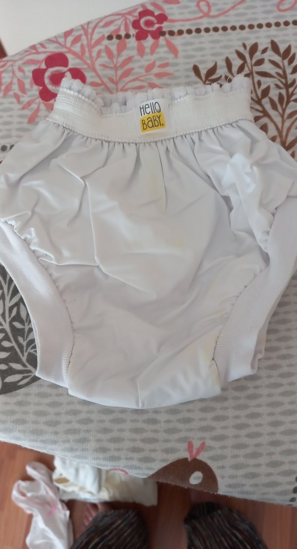 Beyaz ve Pembe Çocuk İç Çamaşırı alıştırma külodu - Görsel 4