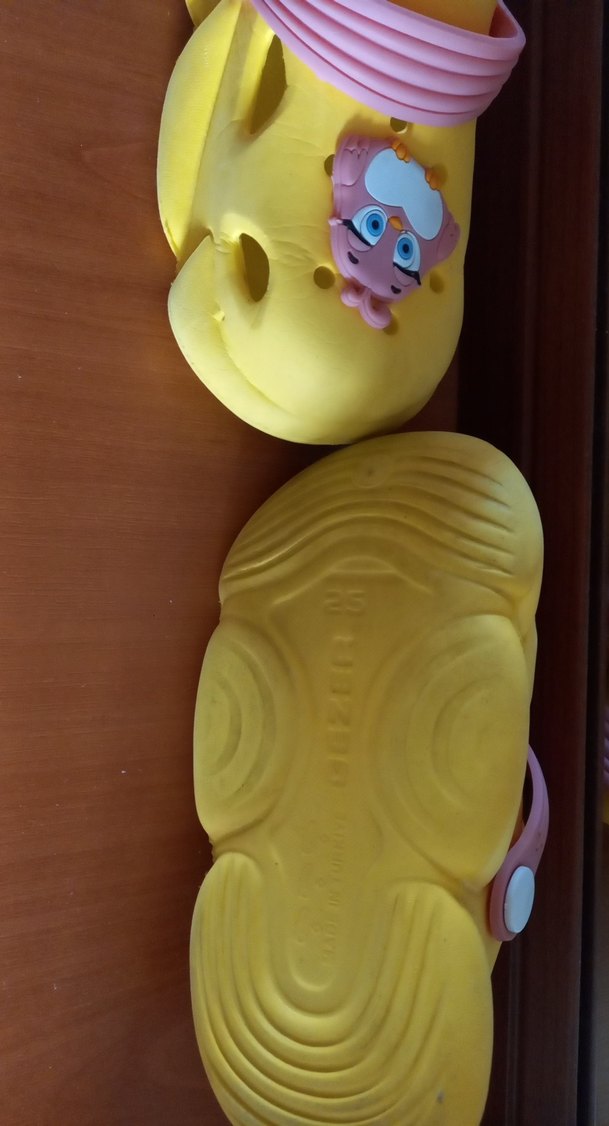 Sarı Leopar Desenli Kız Terliği - Görsel 3