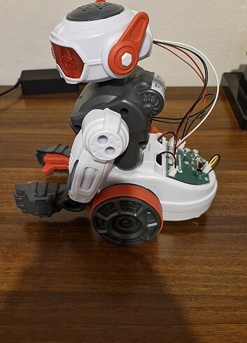 Clementoni Evolution Oyuncak Robot - Görsel 5
