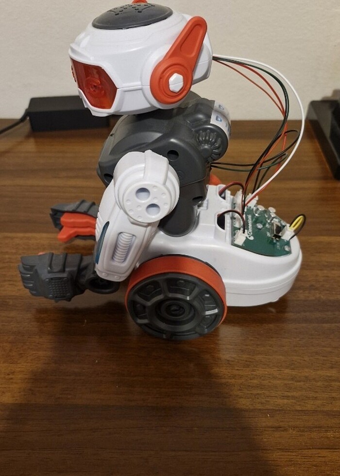 Clementoni Evolution Oyuncak Robot - Görsel 5