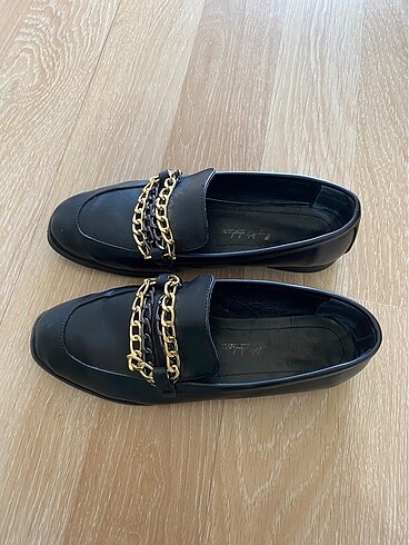 Pelinin Ayakkabıları Siyah zincirli loafer