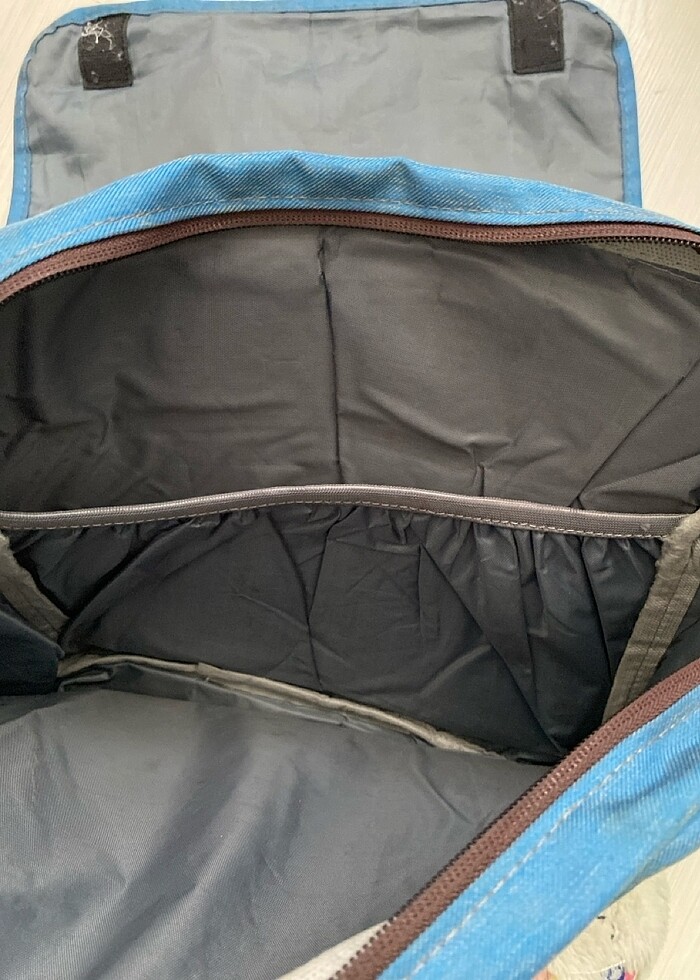 Eski lise çantam - Görsel 3