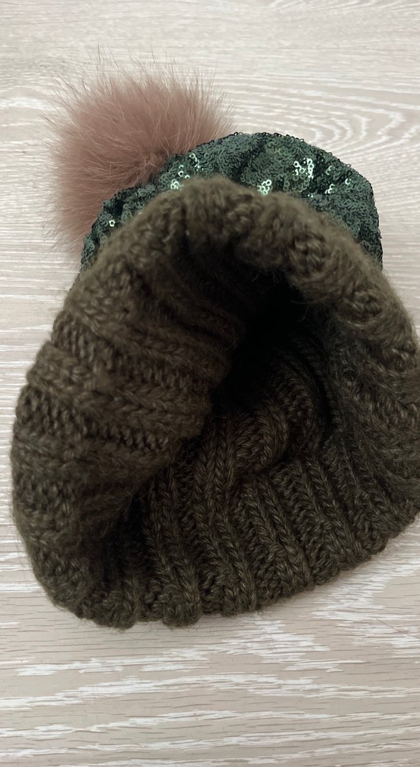 Koyu Yeşil Pul İşlemeli Kadın Bere - Görsel 3