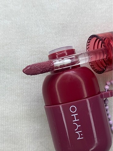Diğer MYHO Lip Gloss