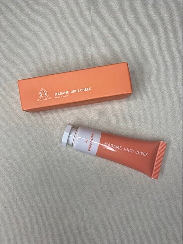 Madame Gie Liquid Blush